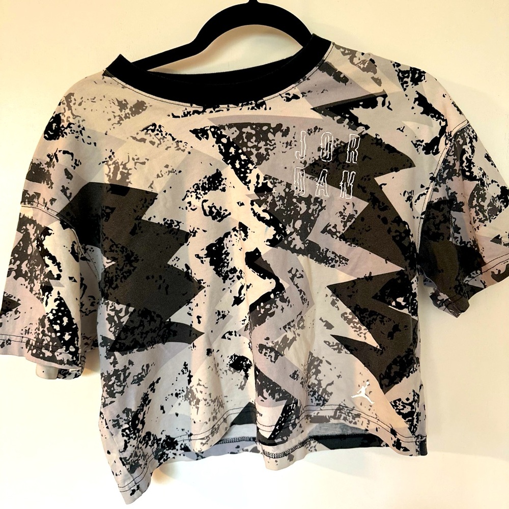 Vintage air Jordan crop top, size S. 90s fashion.